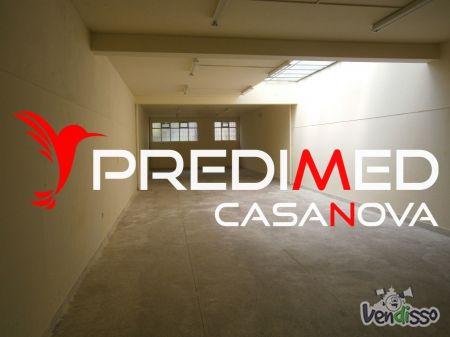 Armazém no Porto (à Boavista)