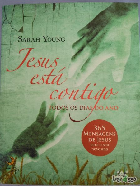  Livro ideal para presente de NATAL: Jesus Está Contigo - Sarah Young