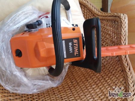 Vendo Motossera Nova