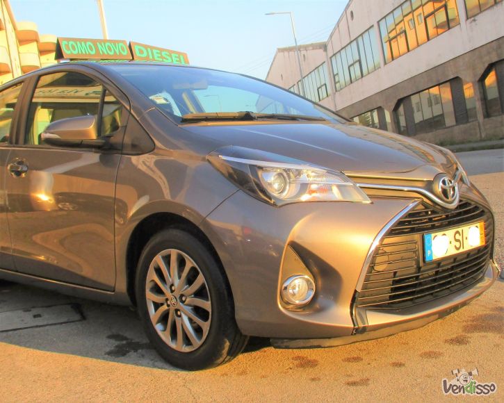 Toyota Yaris 1.4 D-4D Comfort+P.Style 90 cv cx/de 6 velc - 16