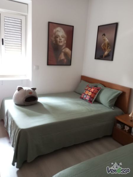 Vendo 2 camas de casal