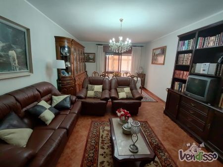 20 Apartamento T2+1 com Lugar de Garagem em Mafamude - Vila Nova de Gaia